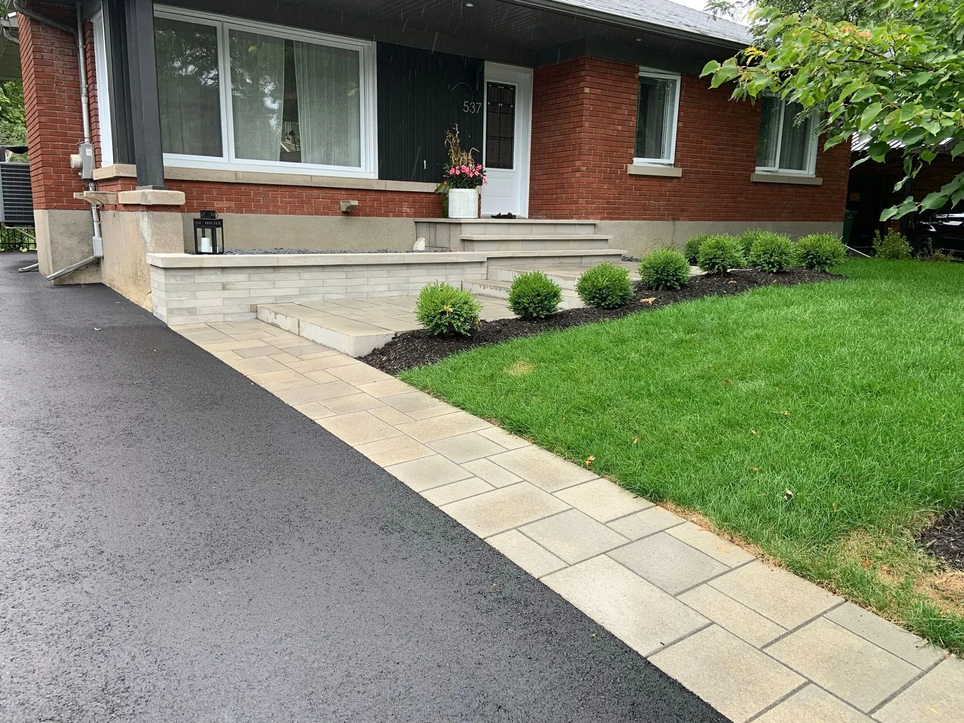 Muret décoratif en blocs de béton